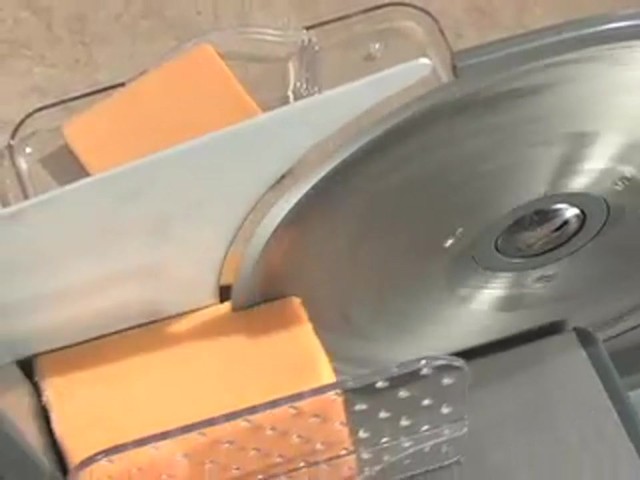 Deni&#153; 8 1/2&quot; - blade Electric Slicer  - image 7 from the video